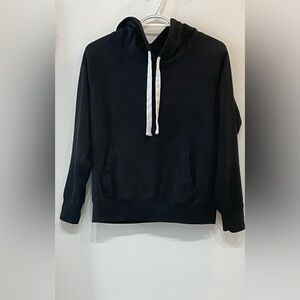 Black hoodie - size S